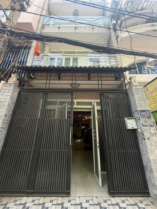 Bán nhà hẻm Lạc Long Quân Quận 11, TP.HCM – giá 13.9 tỷ Bán nhà hẻm Lạc Long Quân Quận 11, TP.HCM – giá 13.9 tỷ