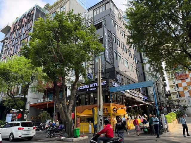 Bán nhà mặt tiền Lê Thánh Tôn Quận 1, TP.HCM – giá 200 tỷ