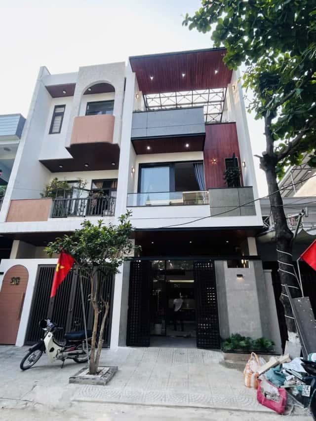 Bán nhà mặt tiền Hòa Minh 21 Quận Liên Chiểu, TP. Đà Nẵng – 3 phòng ngủ, giá 8.3 tỷ