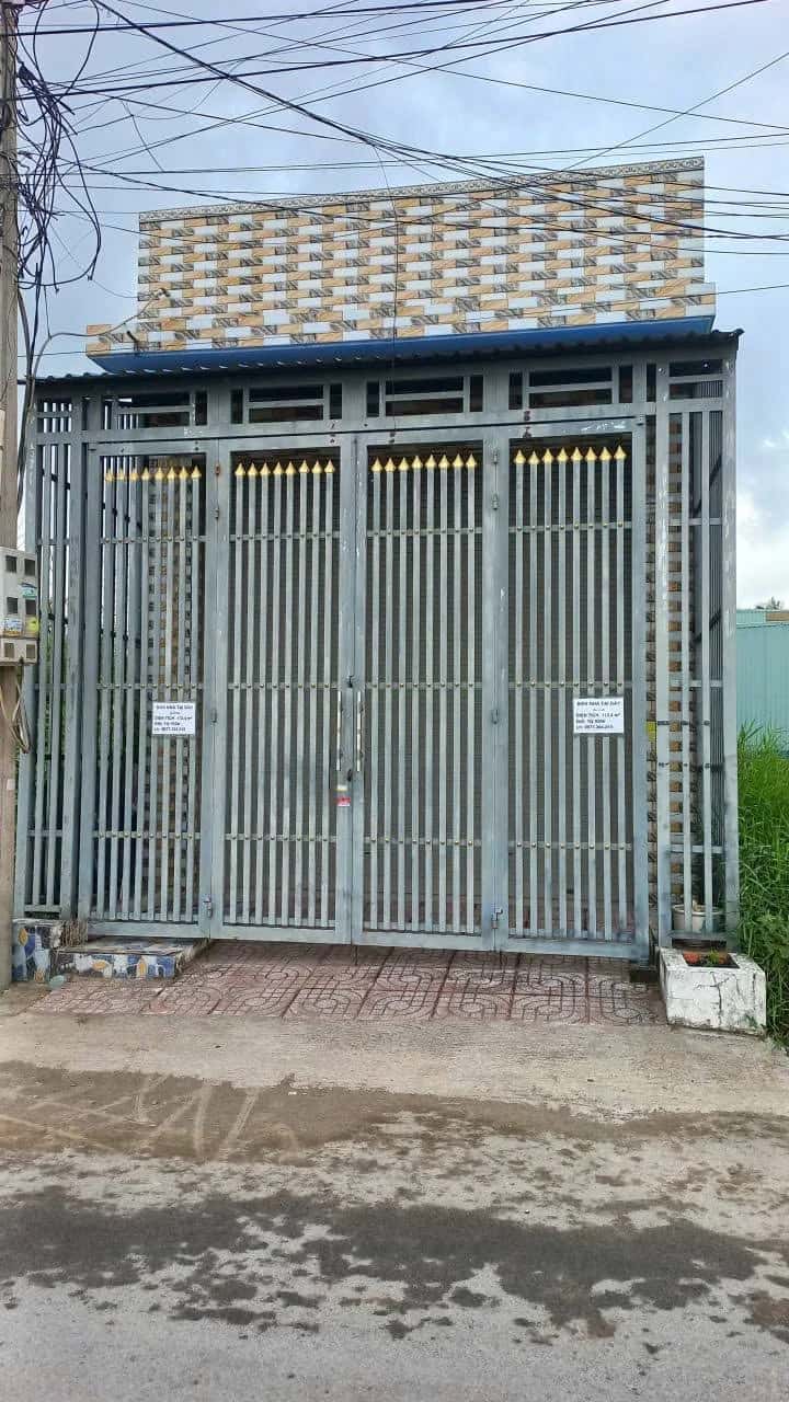 Bán nhà mặt tiền Thửa 1452 tờ 29, đường TL826 Huyện Cần Đước, Long An – 1 phòng ngủ, giá 1.9 tỷ