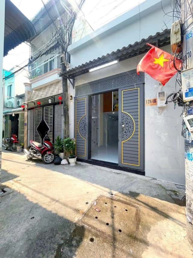 Bán nhà hẻm Hiệp Thành 45 Quận 12, TP.HCM – 2 phòng ngủ, giá 3 tỷ