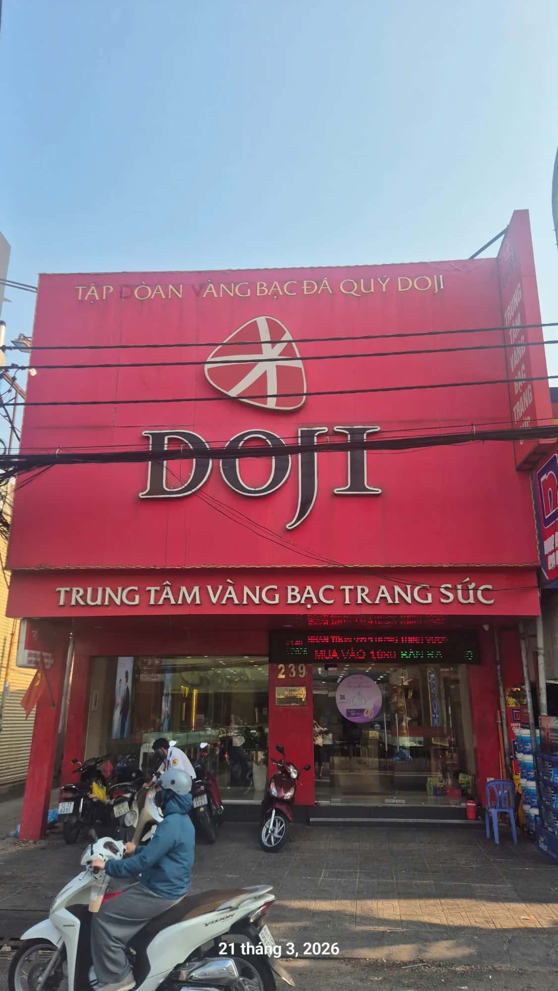 Cho thuê nhà mặt tiền Nguyễn Thị Thập Quận 7, TP.HCM – giá 110 triệu