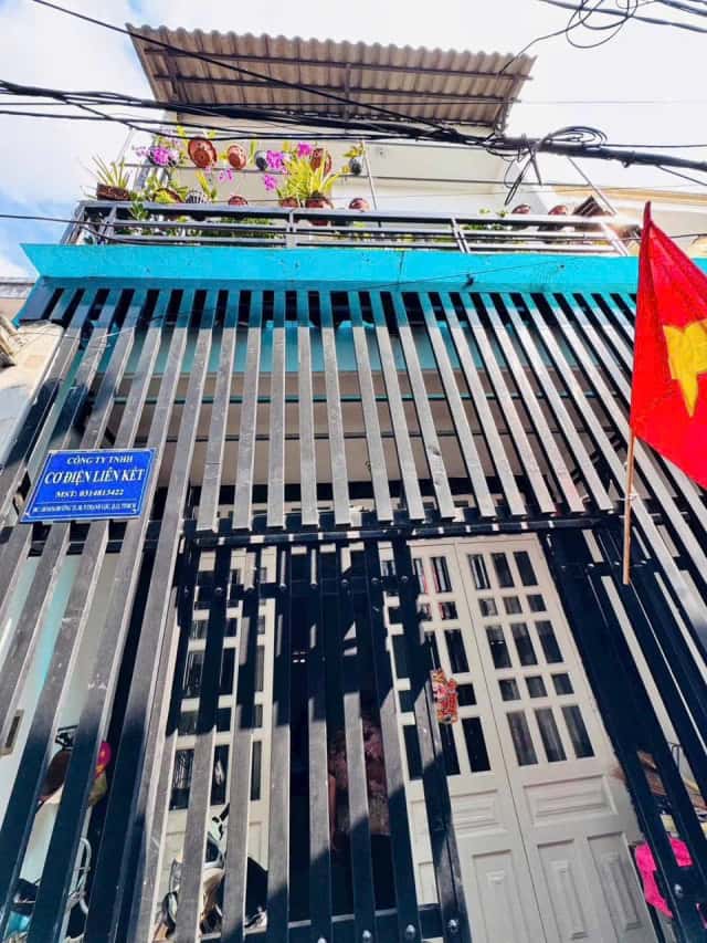 Bán nhà hẻm Thạnh Lộc 38 Quận 12, TP.HCM – 2 phòng ngủ, giá 3.3 tỷ