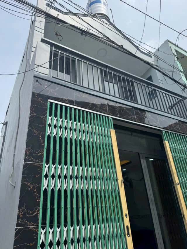 Bán nhà hẻm Bùi Văn Ngữ Quận 12, TP.HCM – 2 phòng ngủ, giá 3.7 tỷ