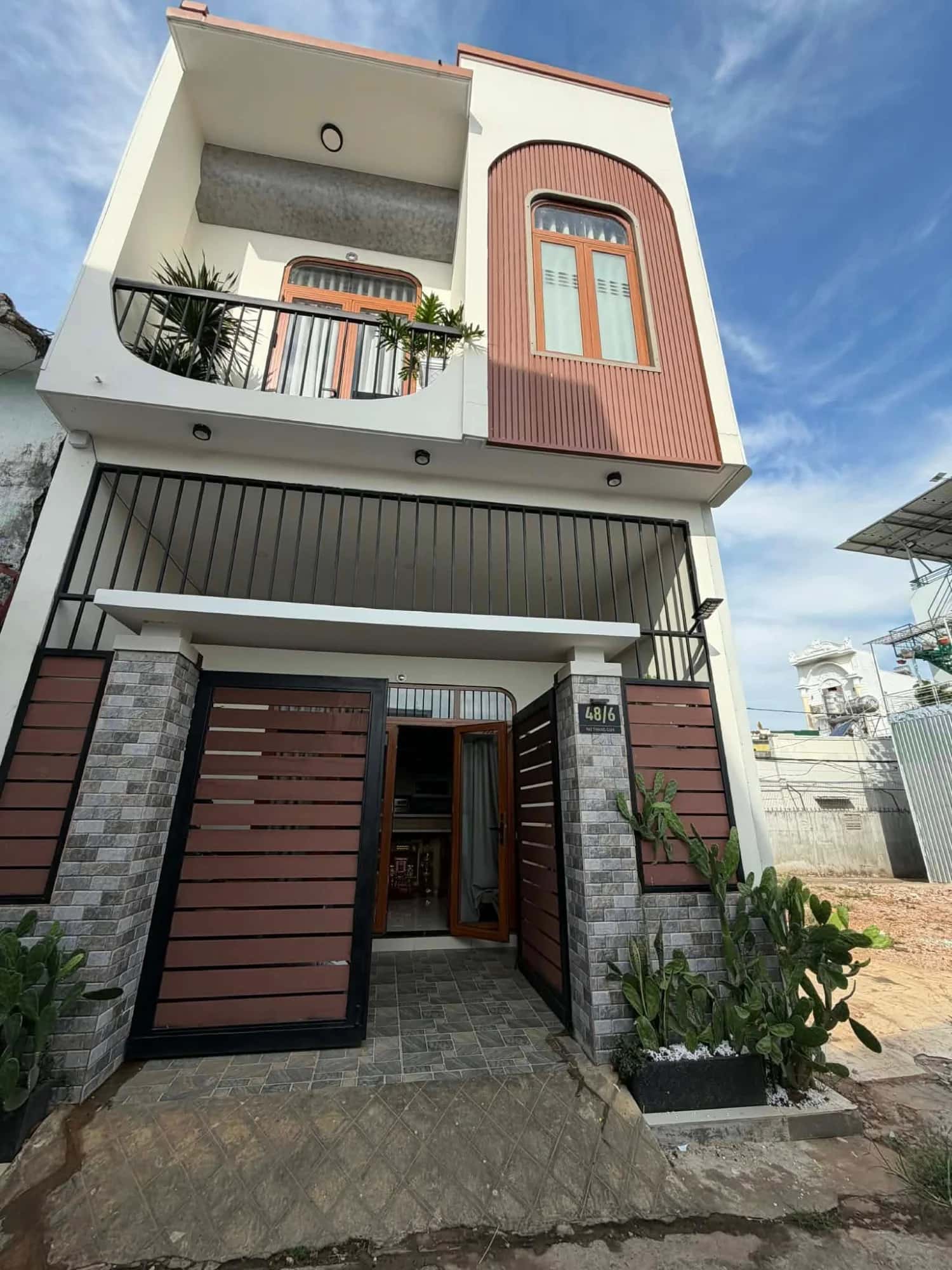 Bán nhà hẻm Nơ Trang Gưh Thành phố Buôn Ma Thuột, Đắk Lắk – 1 phòng ngủ, giá 3.3 tỷ