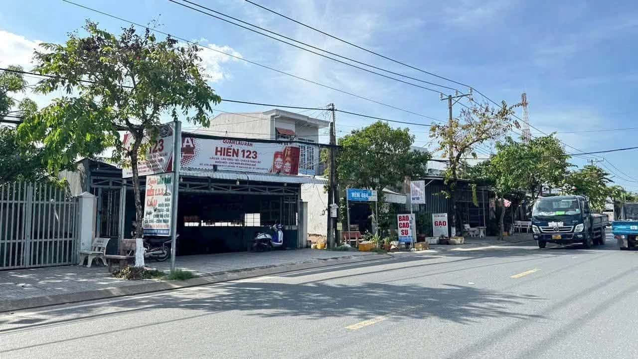 Bán nhà mặt tiền Lâm Quang Ky Thành phố Rạch Giá, Kiên Giang – 4 phòng ngủ, giá 6.5 tỷ
