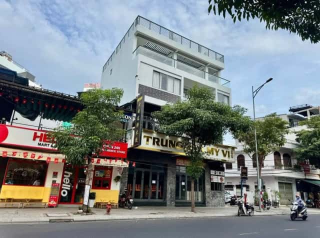 Bán nhà mặt tiền Nguyễn Thiện Thuật Thành phố Nha Trang, Khánh Hòa – 4 phòng ngủ, giá 50 tỷ