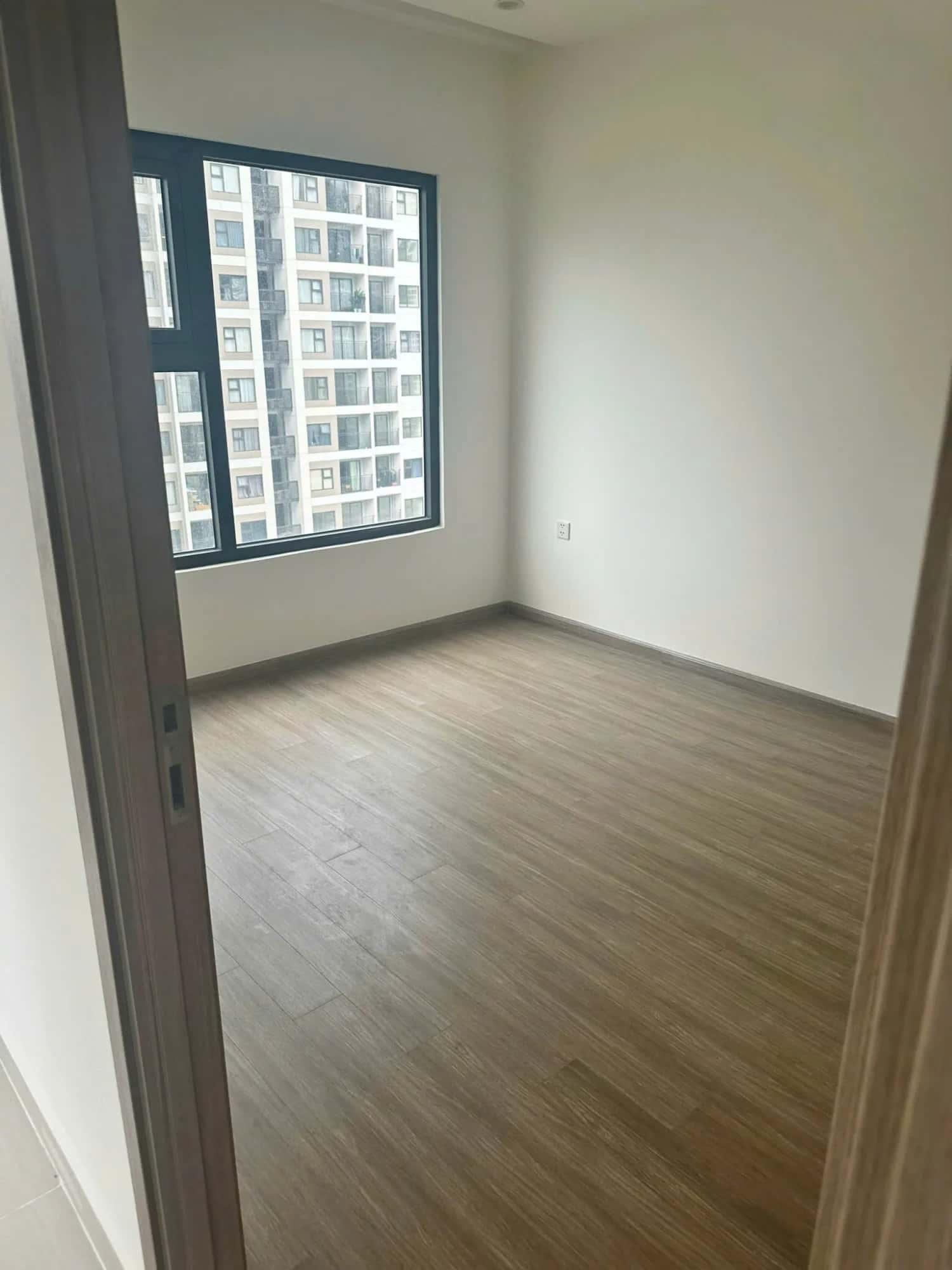 Bán căn hộ chung cư Vinhomes grand park, 88 phước thiện  Quận 9, TP.HCM – 2 phòng ngủ, giá 3.4 tỷ — Hình 3