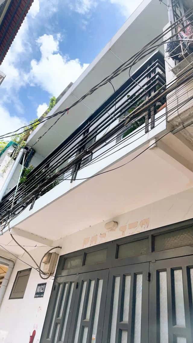Bán nhà hẻm Trần Văn Quang Quận Tân Bình, TP.HCM – 1 phòng ngủ, giá 2.8 tỷ