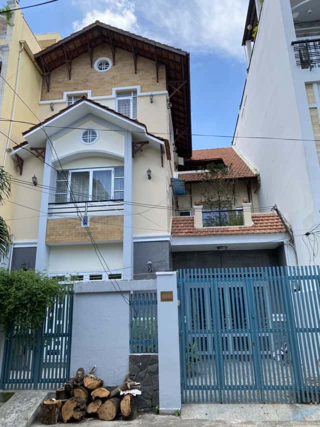 Bán nhà hẻm Lạc Long Quân Quận 11, TP.HCM – 1 phòng ngủ, giá 22.8 tỷ