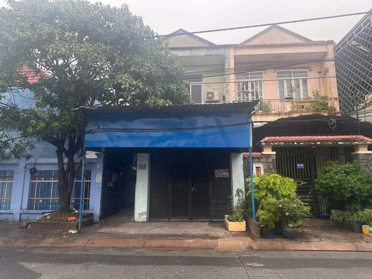 Bán nhà mặt tiền đường số 1 Thành phố Thuận An, Bình Dương – 9 phòng ngủ, giá 4 tỷ