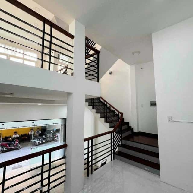 Cho thuê nhà hẻm Hoa Sứ Quận Phú Nhuận, TP.HCM – 5 phòng ngủ, giá 32 triệu Cho thuê nhà hẻm Hoa Sứ Quận Phú Nhuận, TP.HCM – 5 phòng ngủ, giá 32 triệu