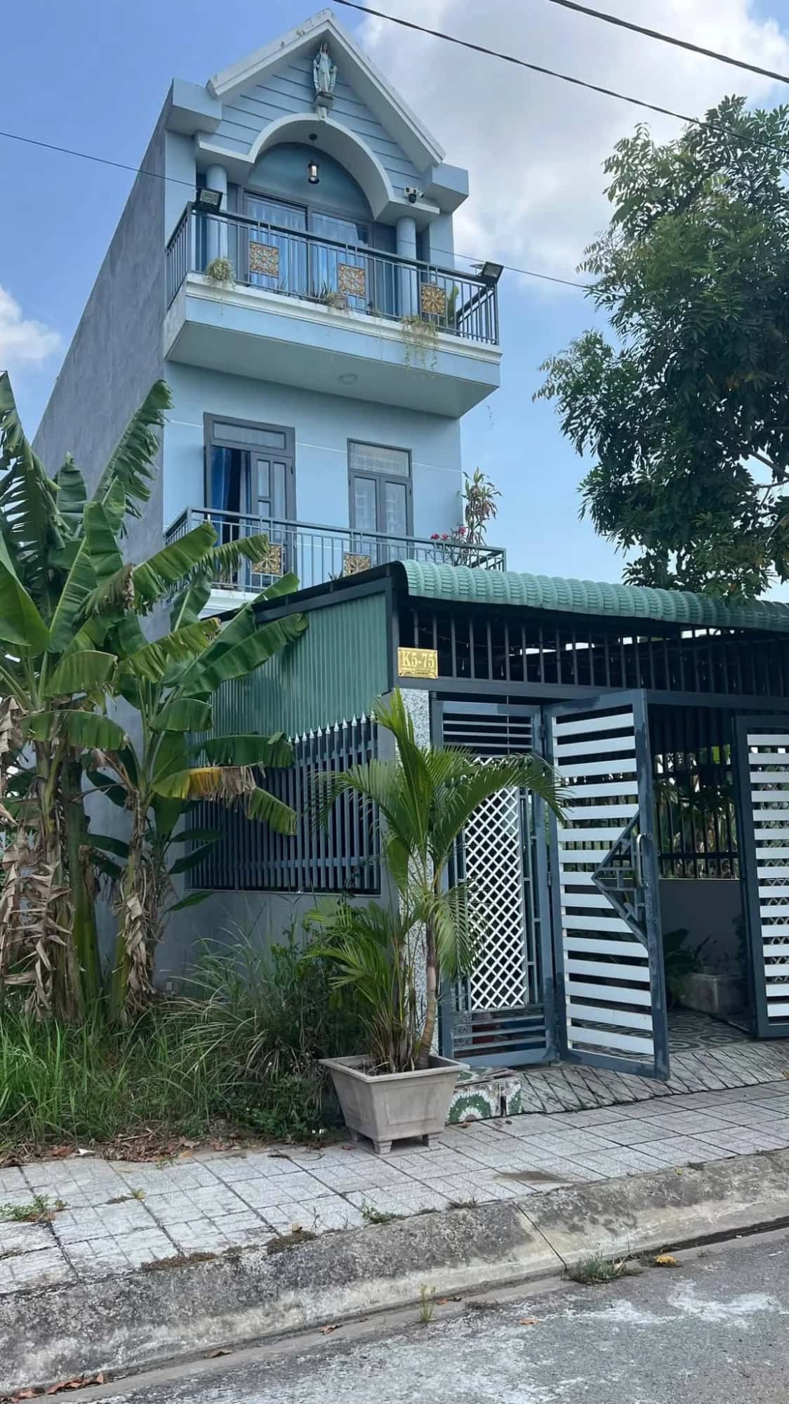 Bán nhà mặt tiền KDC Cát Tường Phú Sinh, đường N22  Huyện Đức Hòa, Long An – 5 phòng ngủ, giá 2.2 tỷ