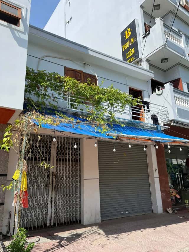 Bán nhà mặt tiền Bùi Huy Bích Thành phố Nha Trang, Khánh Hòa – 2 phòng ngủ, giá 7 tỷ