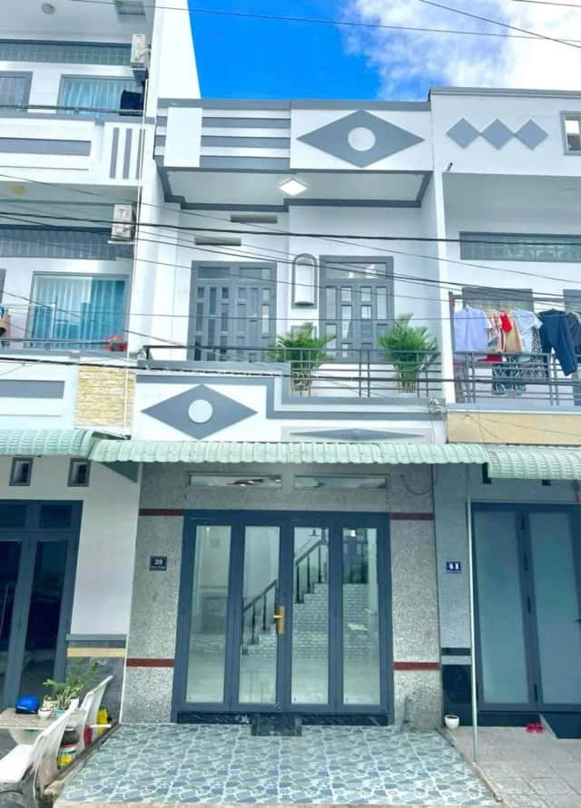 Bán nhà mặt tiền Khu TĐC NCĐT Quận Ninh Kiều, TP. Cần Thơ – 2 phòng ngủ, giá 3.4 tỷ