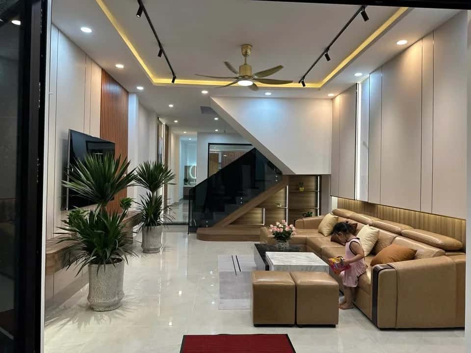 Bán nhà mặt tiền Nam Thọ 5 Quận Sơn Trà, TP. Đà Nẵng – 3 phòng ngủ, giá 9.7 tỷ