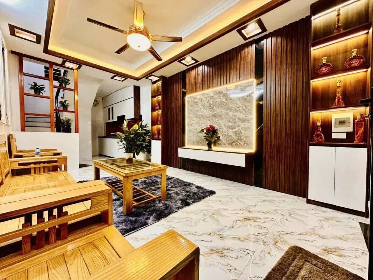 Cho thuê nhà hẻm ngõ 200 Vĩnh Hưng Quận Hoàng Mai, TP. Hà Nội – 3 phòng ngủ, giá 12 triệu