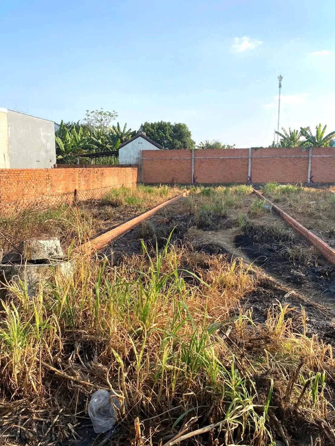 Bán đất hẻm đường Nguyễn Văn Bứa  Huyện Hóc Môn, TP.HCM – giá 2.7 tỷ