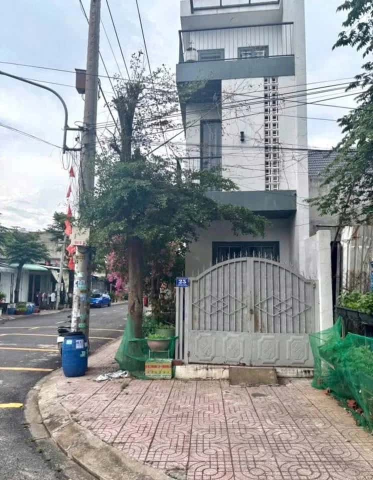 Bán nhà mặt tiền khu J1, khu nhà ở Đất Mới Thành phố Dĩ An, Bình Dương – 3 phòng ngủ, giá 3.4 tỷ