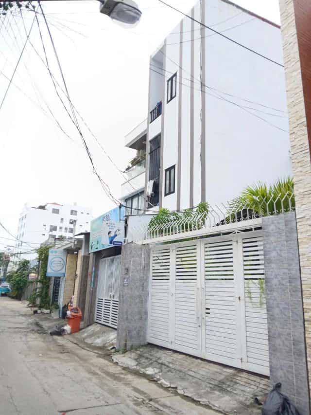 Bán nhà mặt tiền Sao Biển Thành phố Nha Trang, Khánh Hòa – 6 phòng ngủ, giá 11.5 tỷ