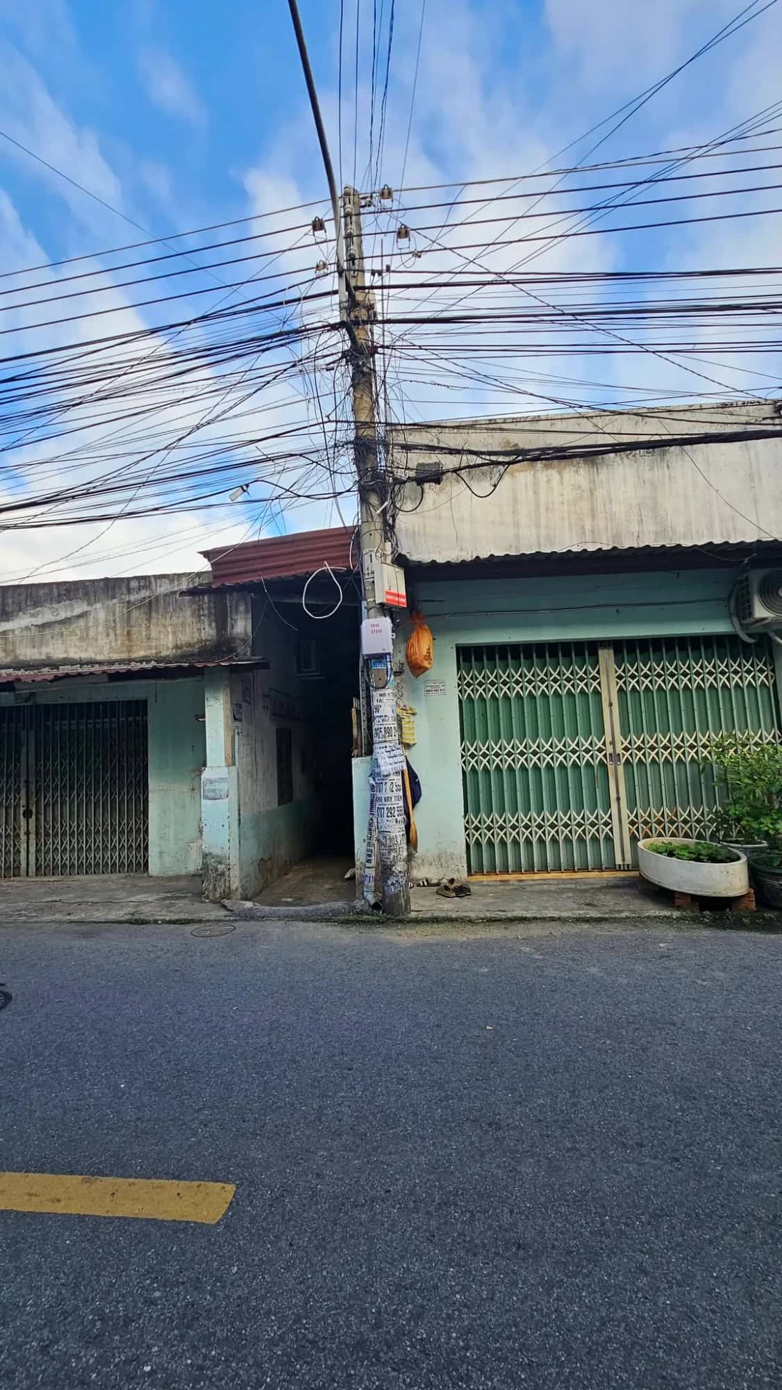 Bán nhà mặt tiền Đường Nguyễn Đức Thiệu Thành phố Dĩ An, Bình Dương – 10 phòng ngủ, giá 11.5 tỷ