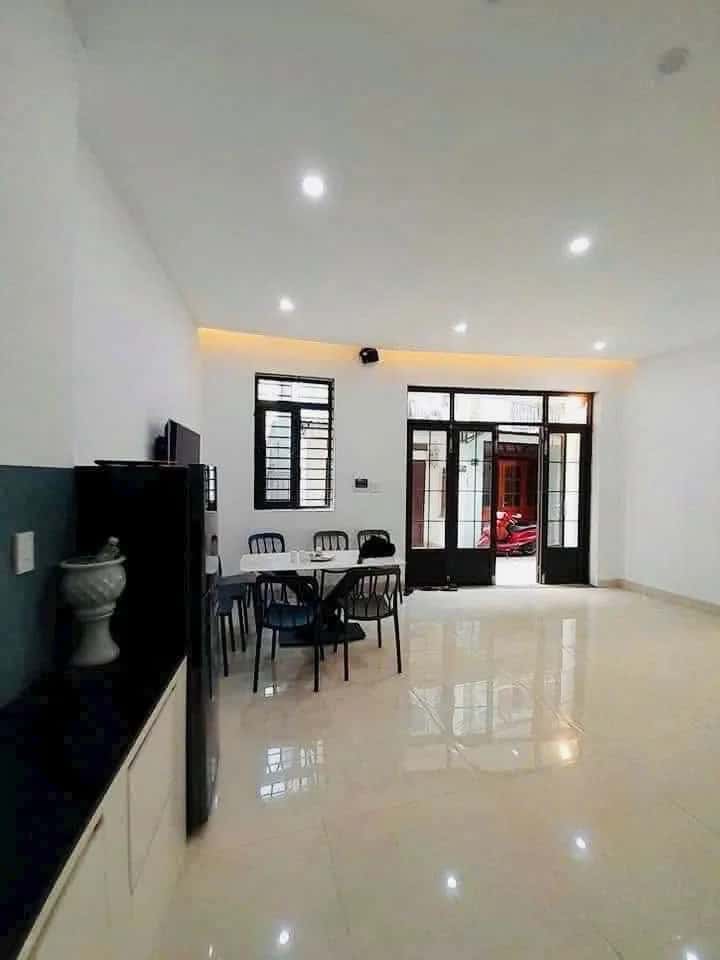 Cho thuê nhà hẻm Tạ Hiện Quận Hải Châu, TP. Đà Nẵng – 3 phòng ngủ, giá 16 triệu