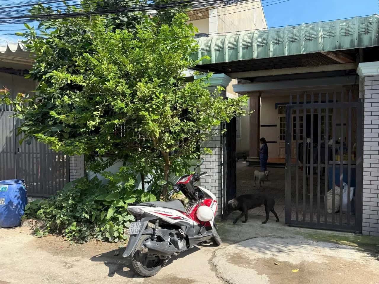 Bán nhà hẻm Bình Hòa, khu phố Bình Đức 2 Thành phố Thuận An, Bình Dương – 2 phòng ngủ, giá 3.8 tỷ