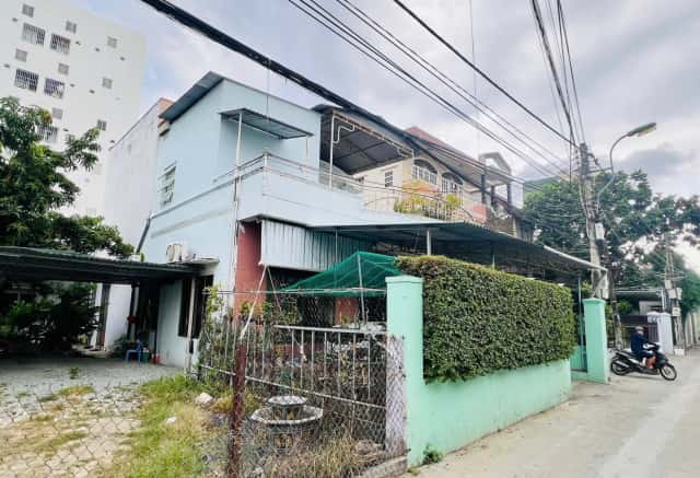 Bán nhà mặt tiền Nhà Thờ Thành phố Nha Trang, Khánh Hòa – 4 phòng ngủ, giá 18 tỷ