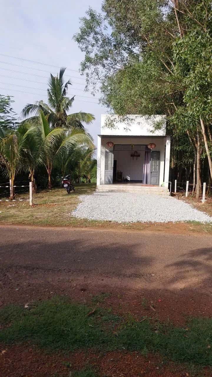 Bán nhà hẻm ấp Chà Là Huyện Lộc Ninh, Bình Phước – 2 phòng ngủ, giá 4.1 tỷ
