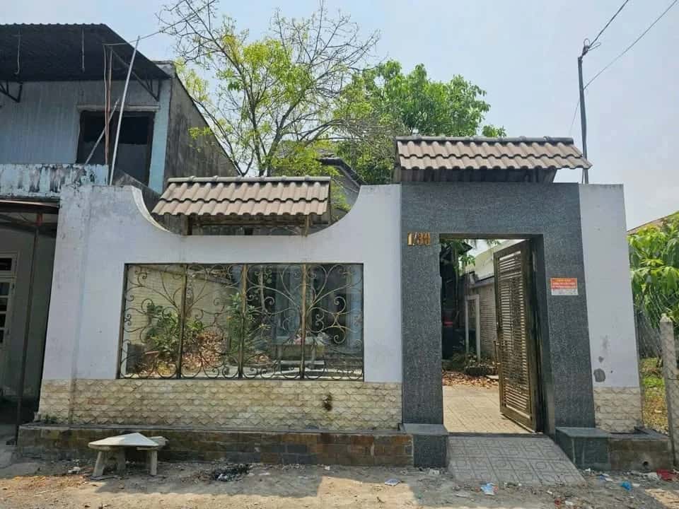Bán nhà hẻm ấp 4 Huyện Củ Chi, TP.HCM – 3 phòng ngủ, giá 3.5 tỷ