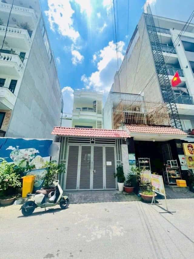Bán nhà hẻm Dương Quảng Hàm Quận Gò Vấp, TP.HCM – 4 phòng ngủ, giá 14.5 tỷ