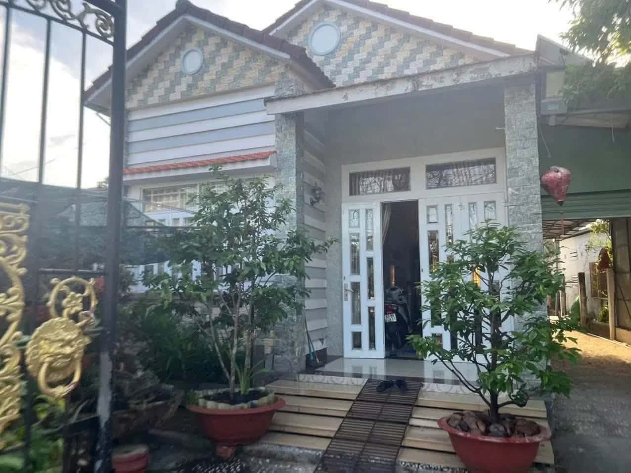 Bán nhà mặt tiền Đường Huyện 92E Thành phố Mỹ Tho, Tiền Giang – 3 phòng ngủ, giá 7.2 tỷ