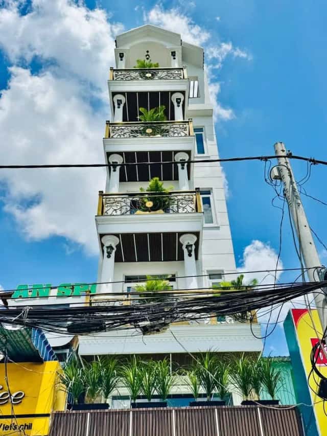 Bán nhà mặt tiền 559B Nguyễn Văn Khối Quận Gò Vấp, TP.HCM – 6 phòng ngủ, giá 15 tỷ