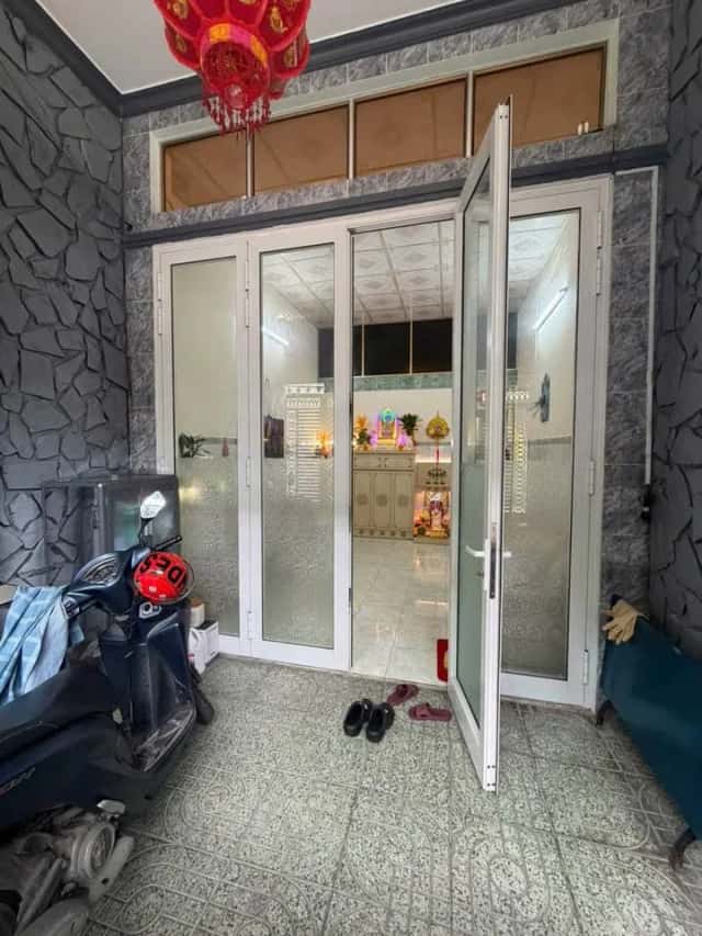 Bán nhà mặt tiền Hoàn Kiếm Thành phố Nha Trang, Khánh Hòa – 2 phòng ngủ, giá 8.3 tỷ