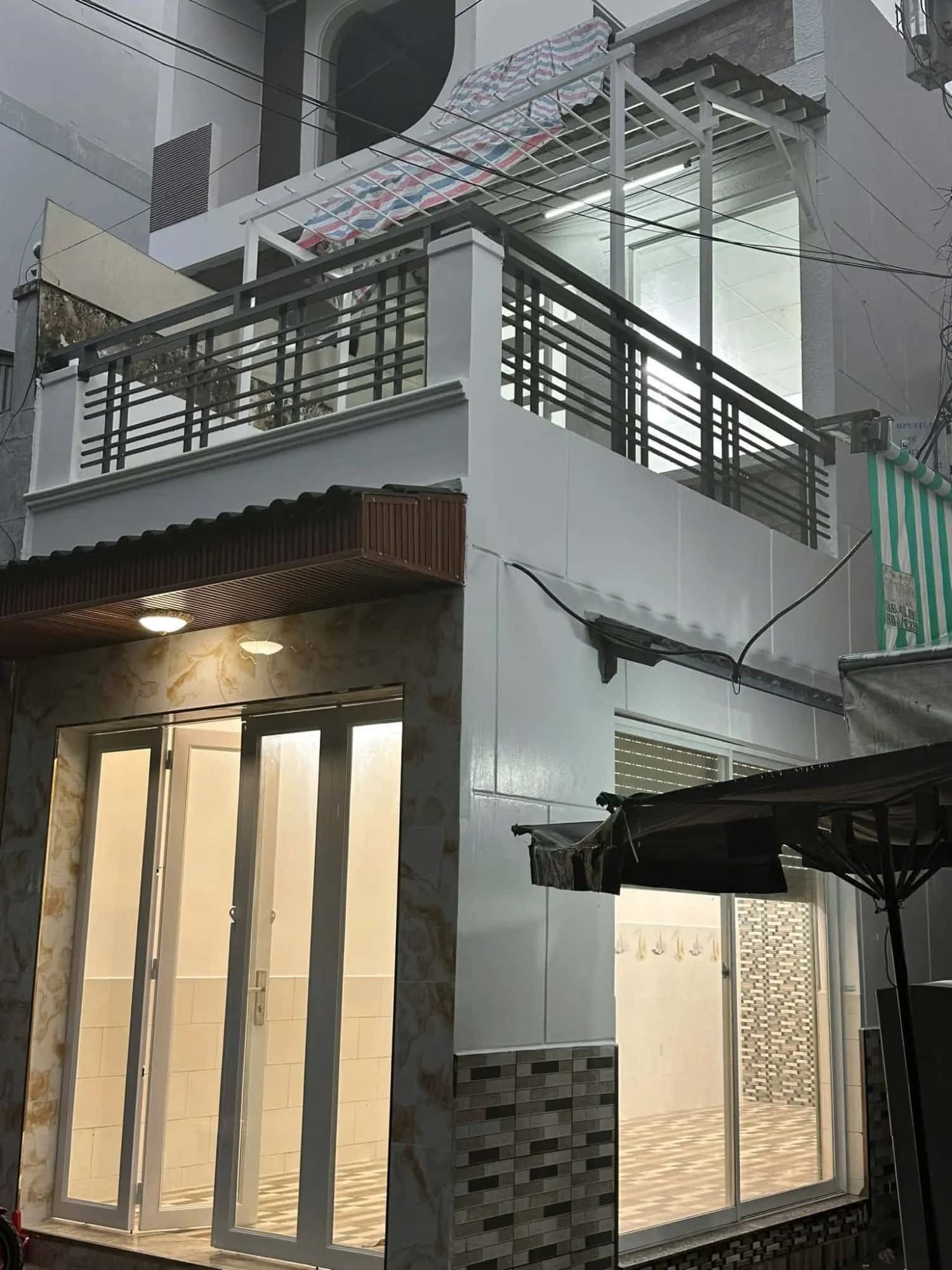 Bán nhà mặt tiền Trần Văn Thành  Quận 8, TP.HCM – 2 phòng ngủ, giá 5.4 tỷ