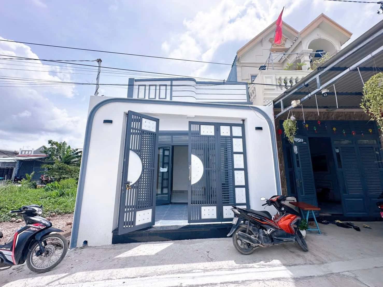 Bán nhà hẻm Ấp mới 2 Huyện Đức Hòa, Long An – 2 phòng ngủ, giá 2 tỷ