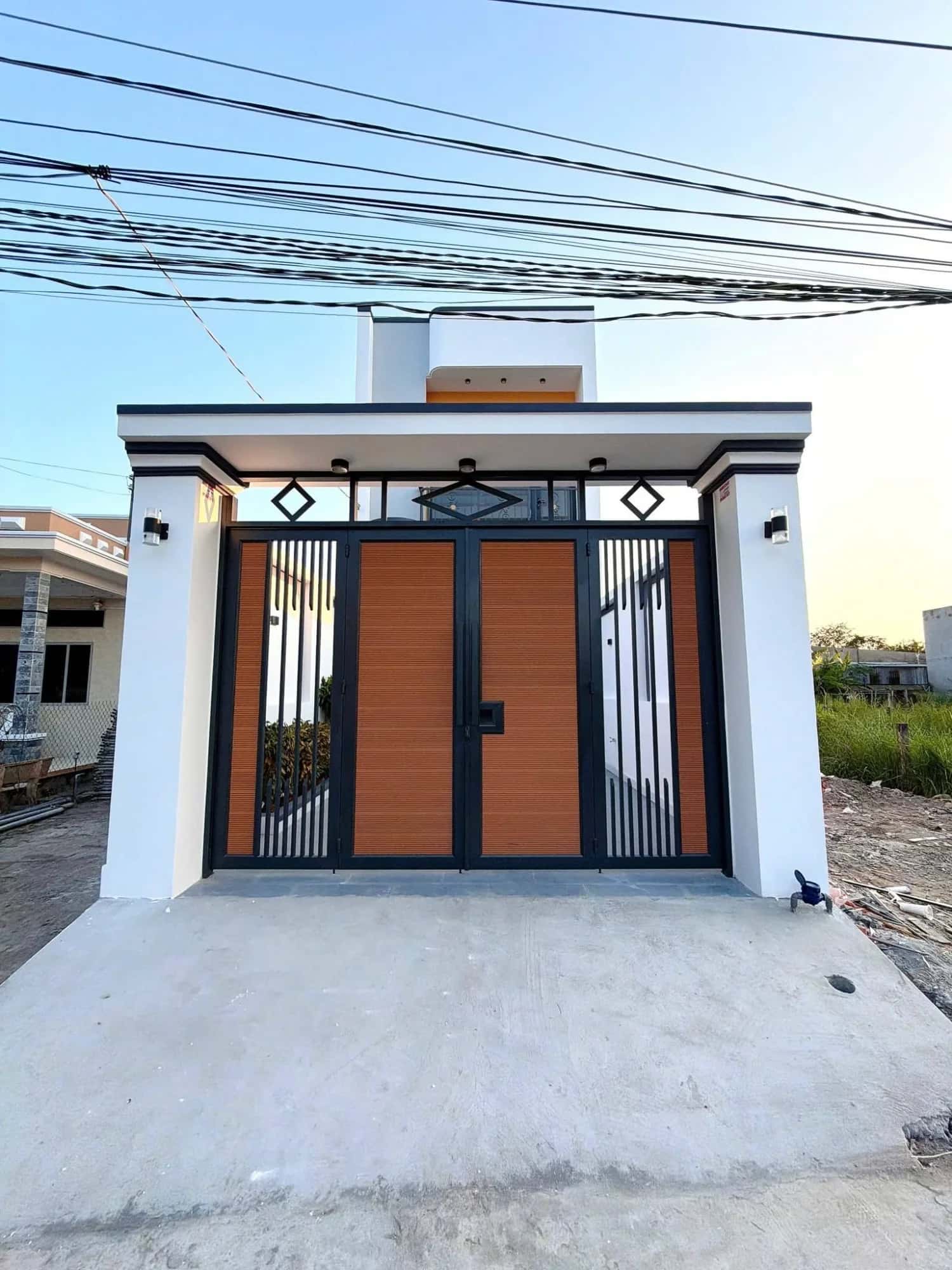 Bán nhà mặt tiền đường ấp VH Lộc Tiền Huyện Cần Giuộc, Long An – 3 phòng ngủ, giá 2.7 tỷ