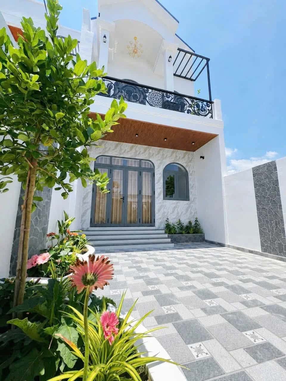 Bán nhà mặt tiền Hương Lộ 45, Thôn 2 Huyện Diên Khánh, Khánh Hòa – 3 phòng ngủ, giá 2.8 tỷ