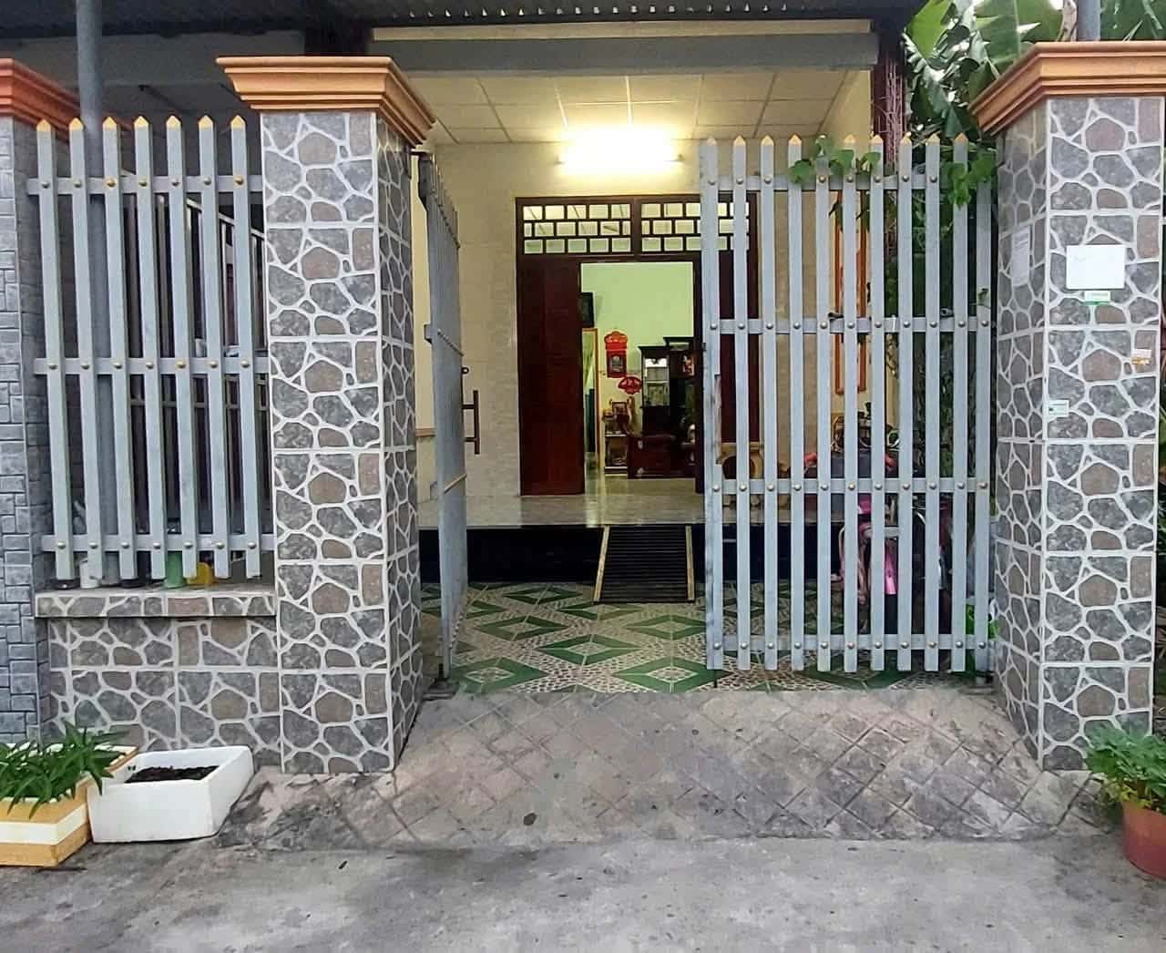 Bán nhà hẻm Hẻm 76 Tỉnh Lộ 827 Thành phố Tân An, Long An – 2 phòng ngủ, giá 1.6 tỷ