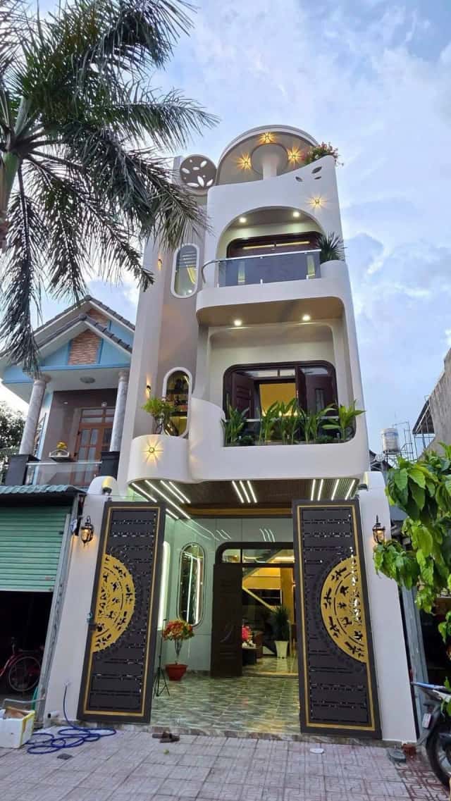 Bán nhà mặt tiền đường D2 Thành phố Thuận An, Bình Dương – 4 phòng ngủ, giá 6.8 tỷ