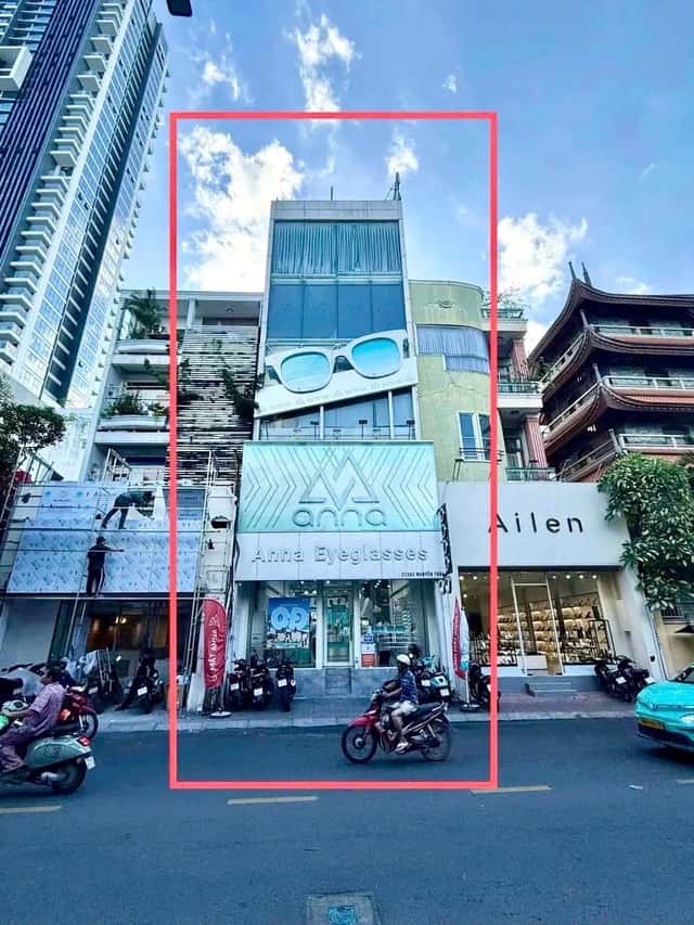 Bán nhà mặt tiền Nguyễn Trãi Quận 1, TP.HCM – giá 90 tỷ Bán nhà mặt tiền Nguyễn Trãi Quận 1, TP.HCM – giá 90 tỷ