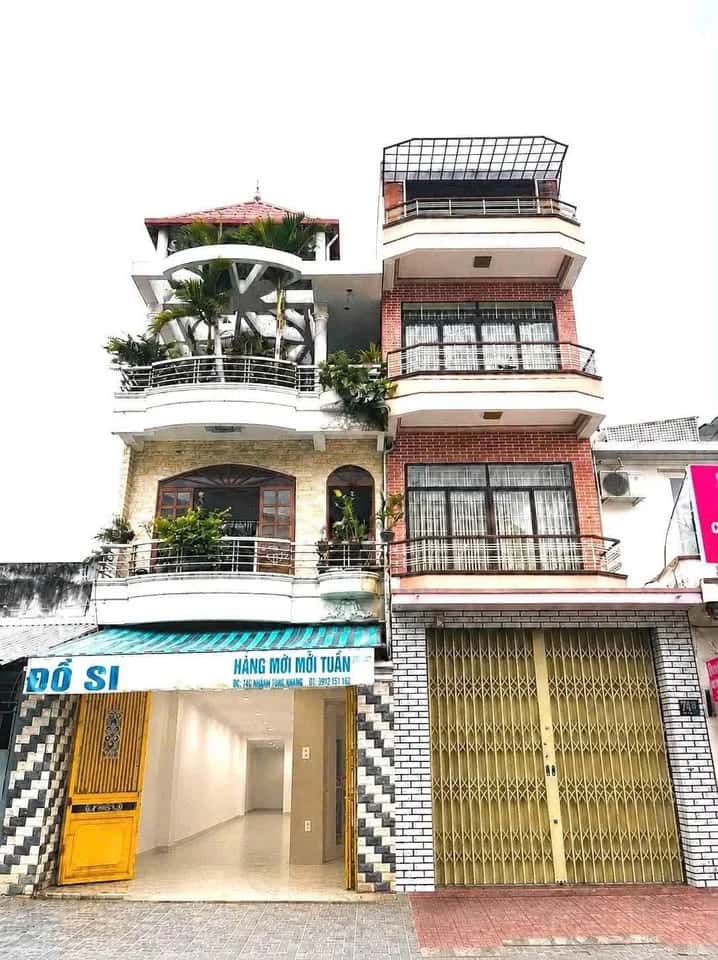 Bán nhà mặt tiền đường Huỳnh Thúc Kháng Thành phố Nha Trang, Khánh Hòa – 5 phòng ngủ, giá 23 tỷ