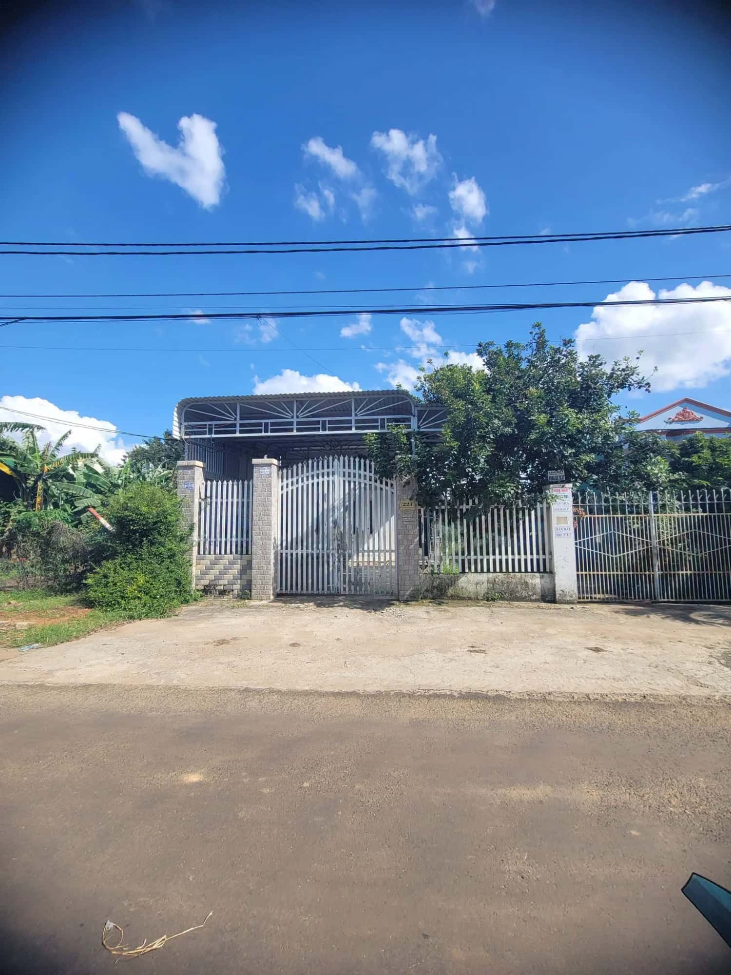Bán nhà mặt tiền Nguyễn Trường Tộ Thành phố Buôn Ma Thuột, Đắk Lắk – 4 phòng ngủ, giá 3.5 tỷ