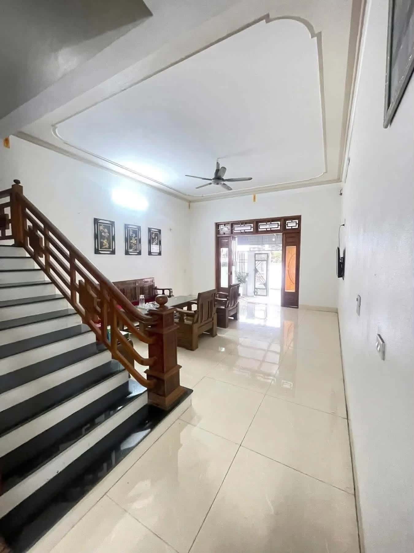 Bán nhà mặt tiền Xóm Chùa Thành phố Vĩnh Yên, Vĩnh Phúc – 3 phòng ngủ, giá 3.3 tỷ