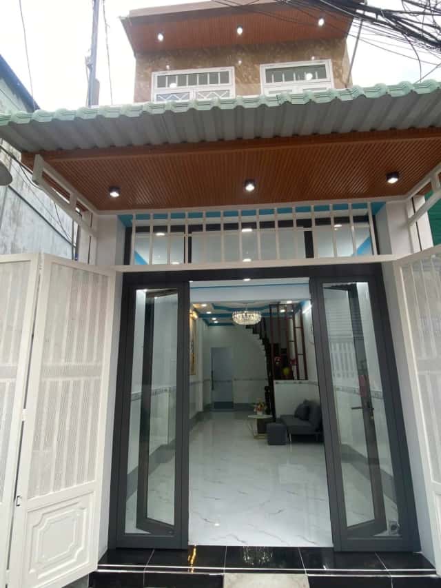 Bán nhà mặt tiền đường Ấp Chánh 13 Huyện Hóc Môn, TP.HCM – 3 phòng ngủ, giá 3.5 tỷ