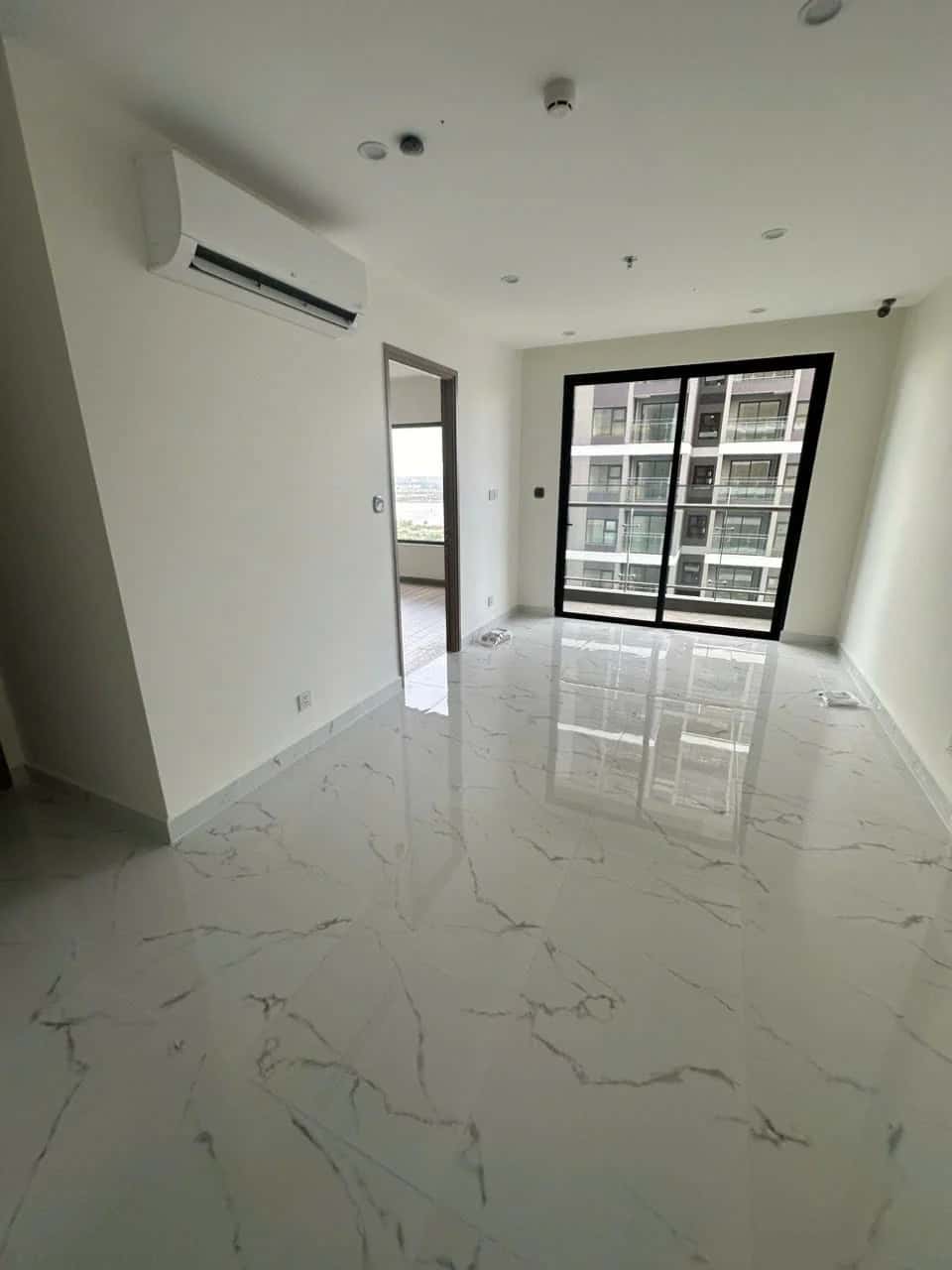 Bán căn hộ chung cư đường Nguyễn Xiển  Quận 9, TP.HCM – 2 phòng ngủ, giá 4.5 tỷ