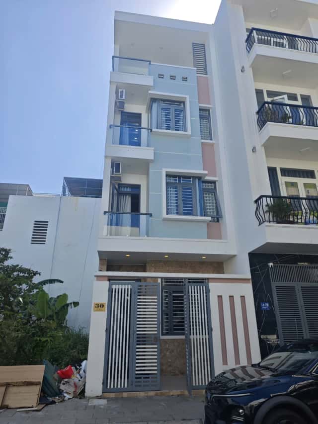 Bán nhà mặt tiền đường F1, Khu đô thị VCN Phước Long Thành phố Nha Trang, Khánh Hòa – 4 phòng ngủ, giá 7.4 tỷ