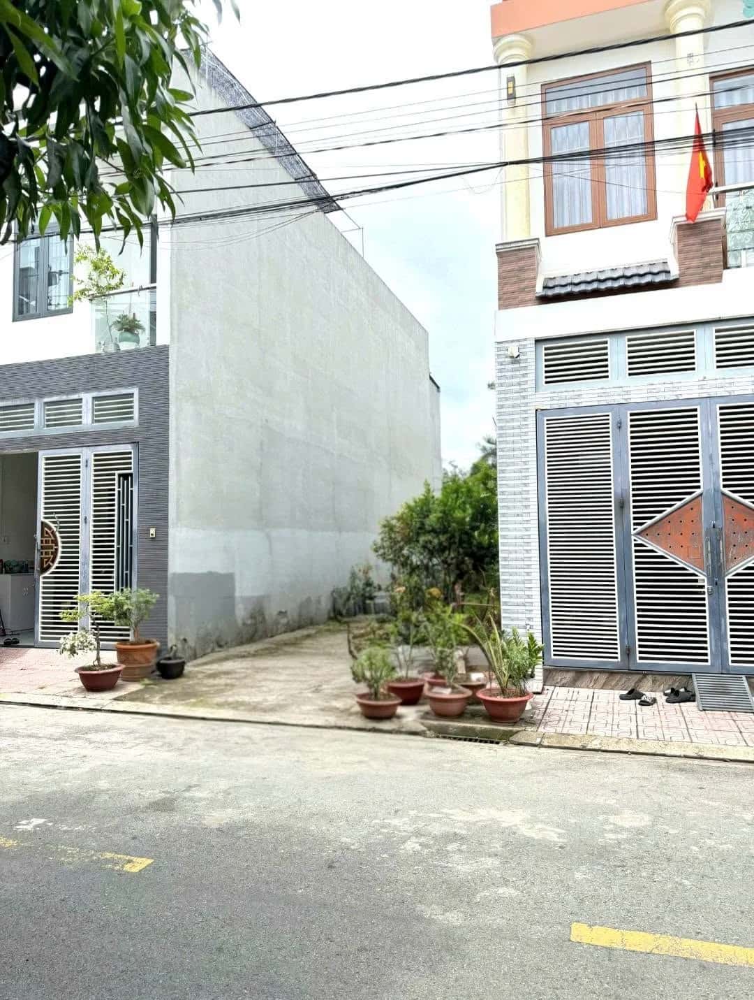 Bán đất đường D1 Thành phố Dĩ An, Bình Dương – giá 3.4 tỷ