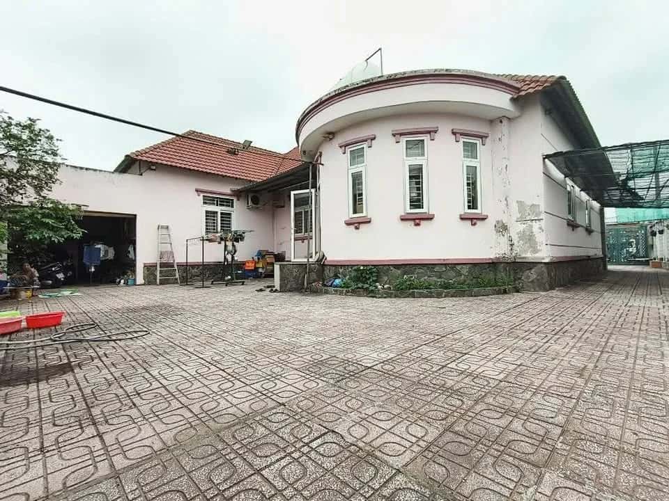Bán nhà mặt tiền đường 222 Huyện Củ Chi, TP.HCM – 4 phòng ngủ, giá 12 tỷ