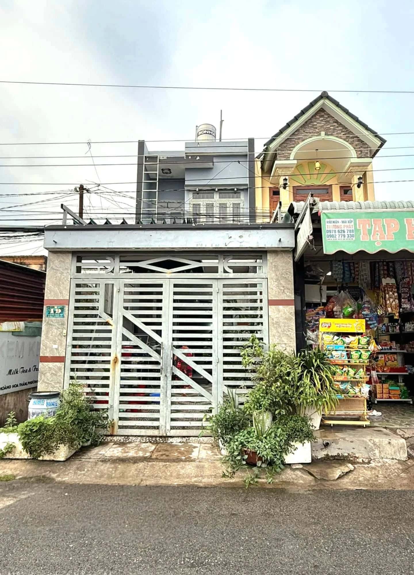 Bán nhà mặt tiền Nguyễn Công Trứ Thành phố Dĩ An, Bình Dương – 3 phòng ngủ, giá 6 tỷ